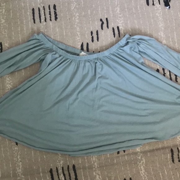 Off-The-Shoulder Top - Picture 2 of 4